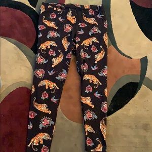 Torrid leggings